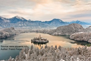 Bled Winter Morning-www.slovenia.info_Franci_Ferjan